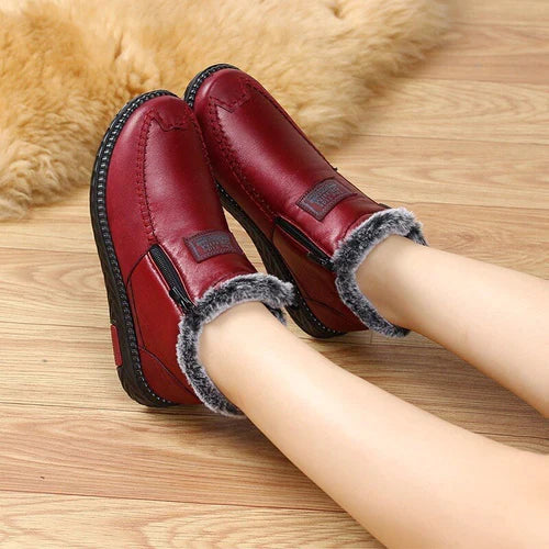 Botine din piele ecologică: confort și siguranță pentru fiecare pas